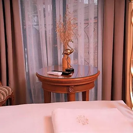 Milestone Otel Küçükköy